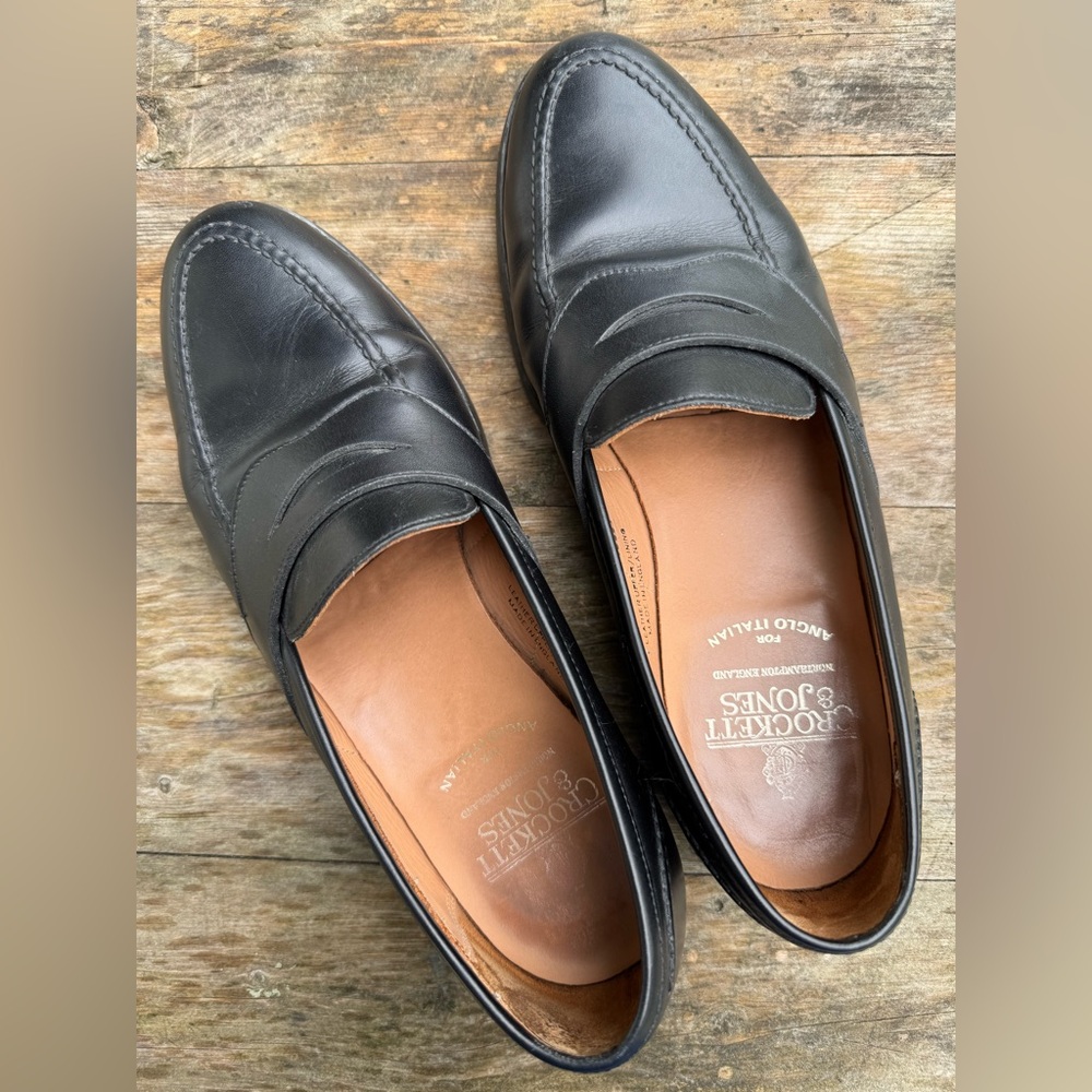 Crocket and Jones Black Italian Leather Loafers - M 7E